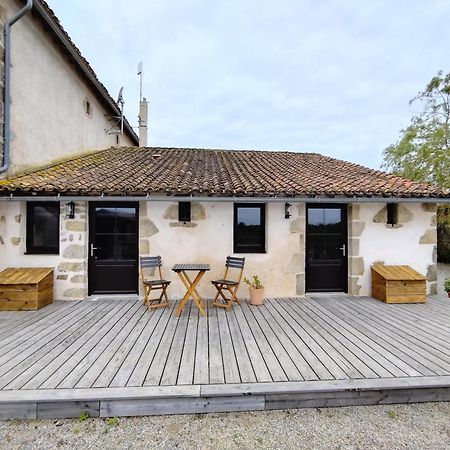 Le Moulin Du Fresne, Chambres D'Hotes Gourgé Zewnętrze zdjęcie