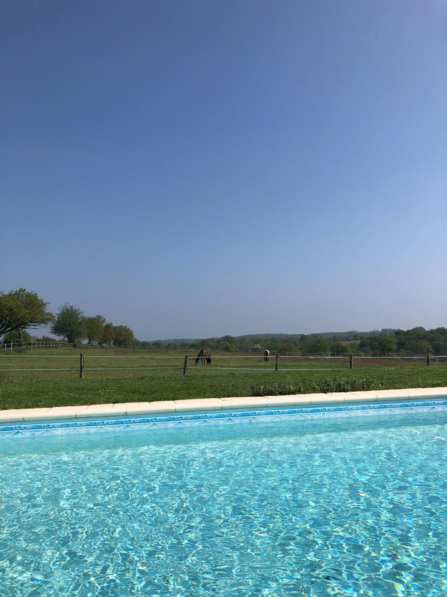 Le Moulin Du Fresne, Chambres D'Hotes Gourgé Zewnętrze zdjęcie